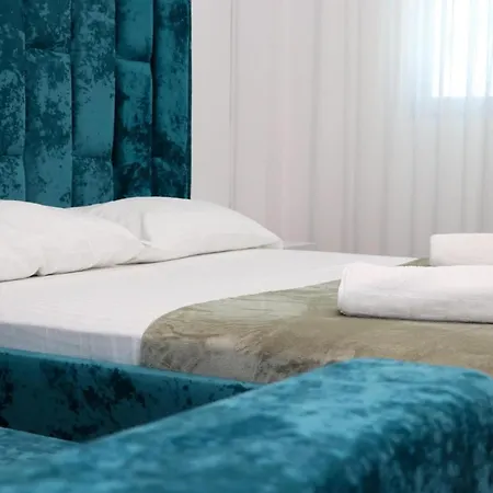 فندق Hotel Kiki